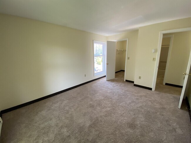 Building Photo - 133 Eastern Ave