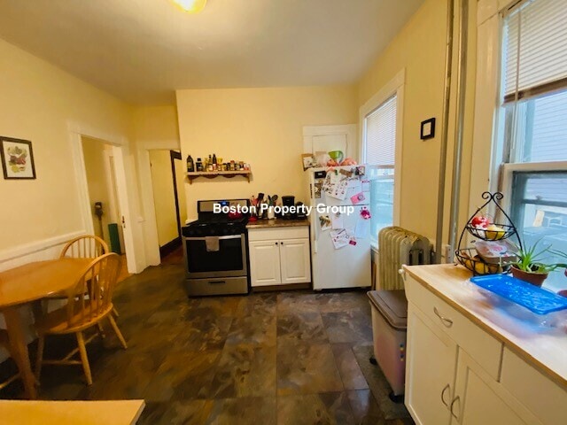 Building Photo - 33 Stone Ave