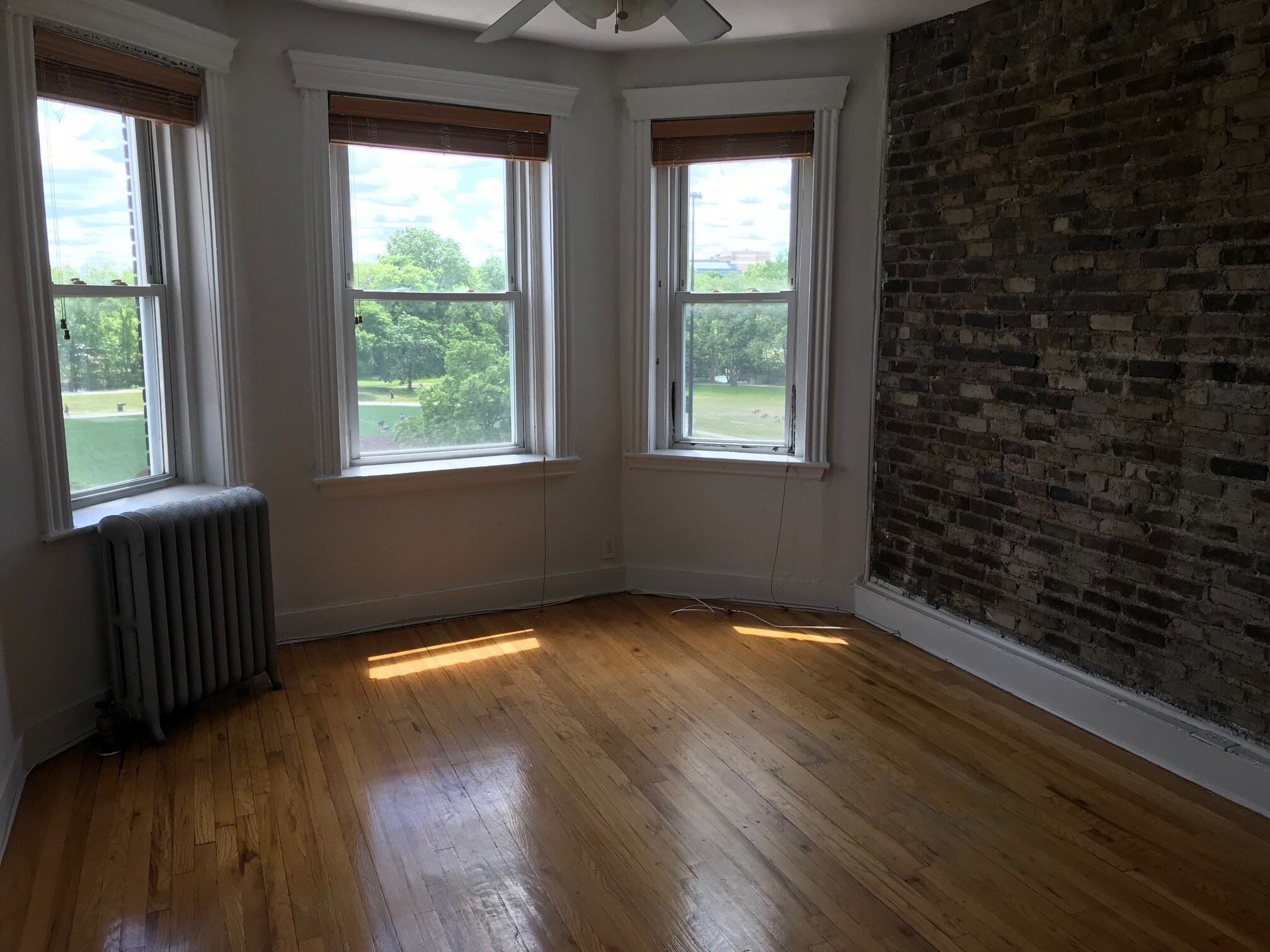 Building Photo - 151 Park St