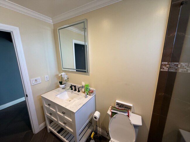 Building Photo - Eagle Ranch Community-2 Story 4 bedrooms Spanish Style Home