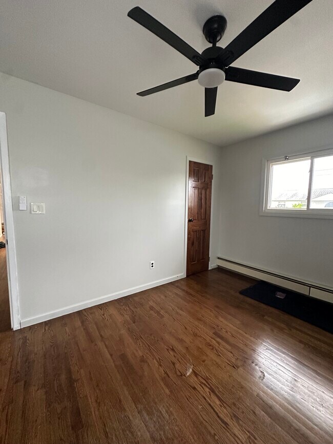 Building Photo - 3666 Illona Ln