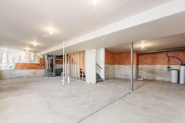 Building Photo - 8842 Conestoga Valley Dr