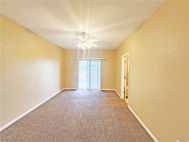 Building Photo - 1421 Star Rd
