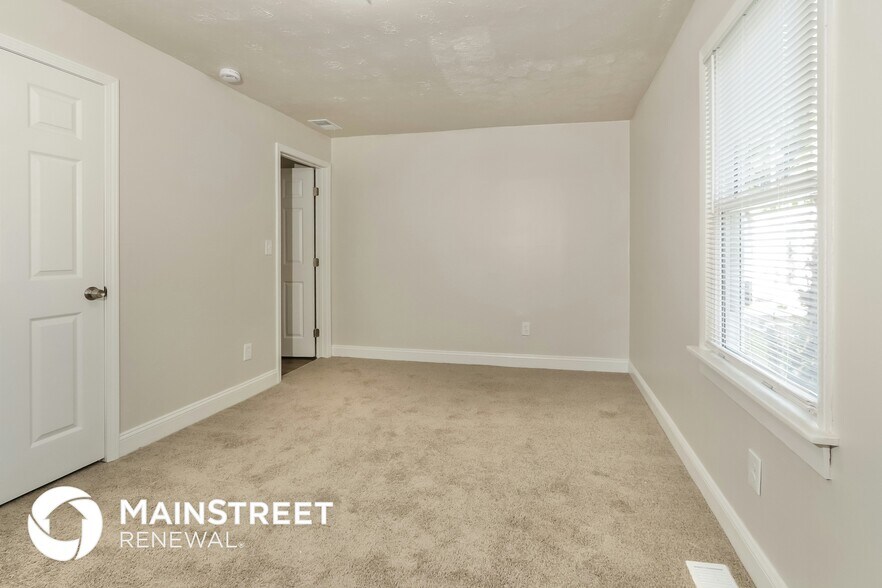 Building Photo - 3013 Penway Ave