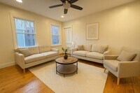 Building Photo - 21 Highland St