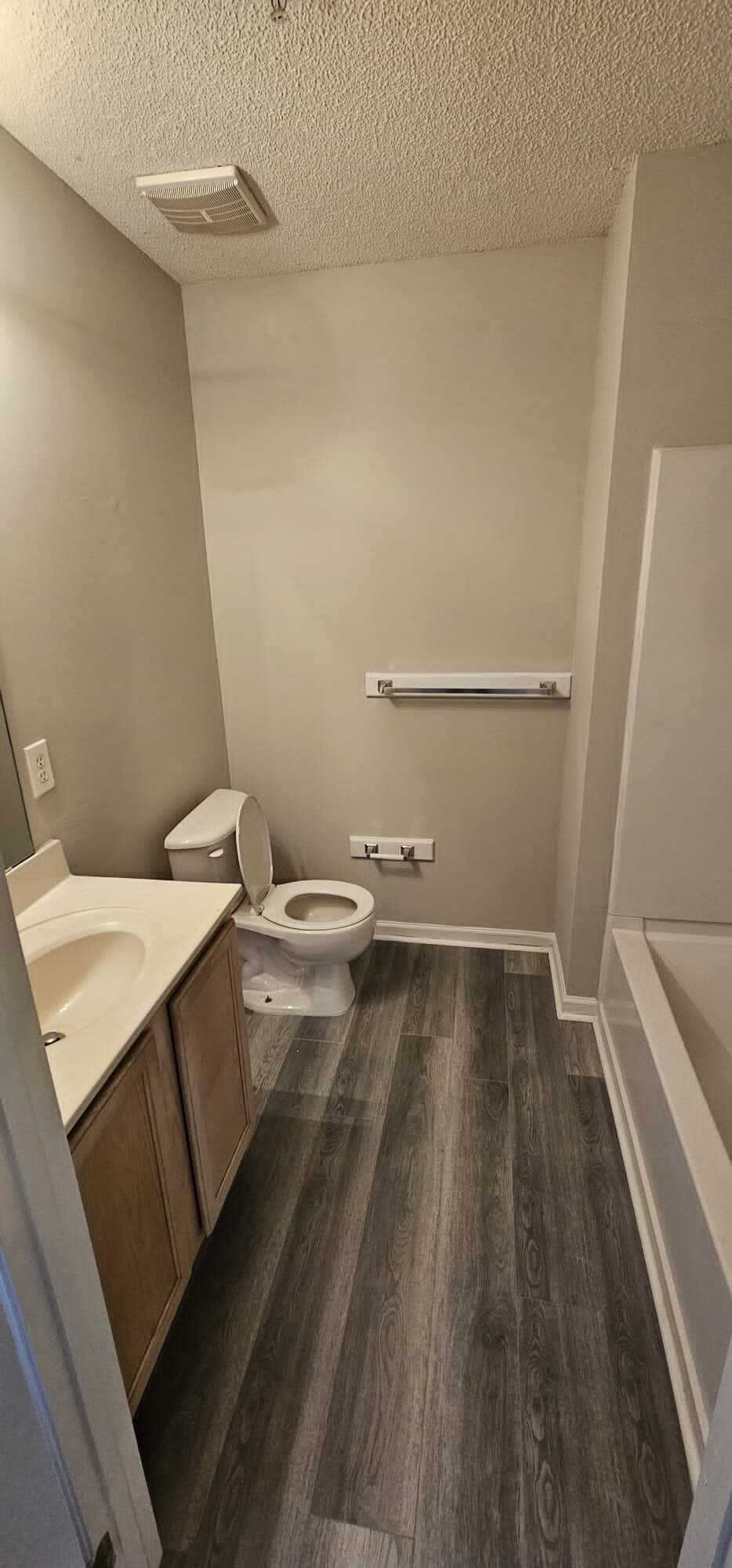 Building Photo - 1440 Collegiate Cir