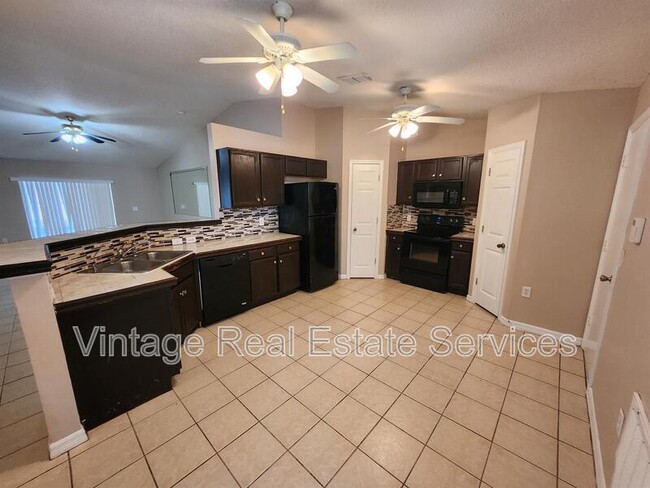Building Photo - 13407 Copper Head Dr