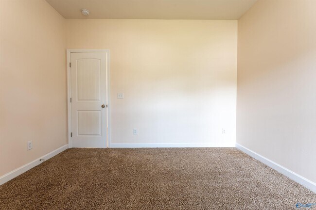 Building Photo - 105 Kaileigh Paige Cir