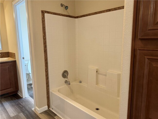 Building Photo - 4318 Amanda Ave