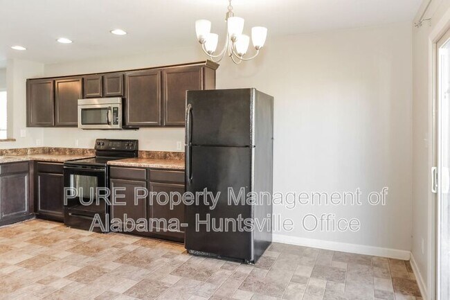 Building Photo - 135 Wethersfield Dr