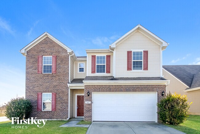 Primary Photo - 665 Loon Ln