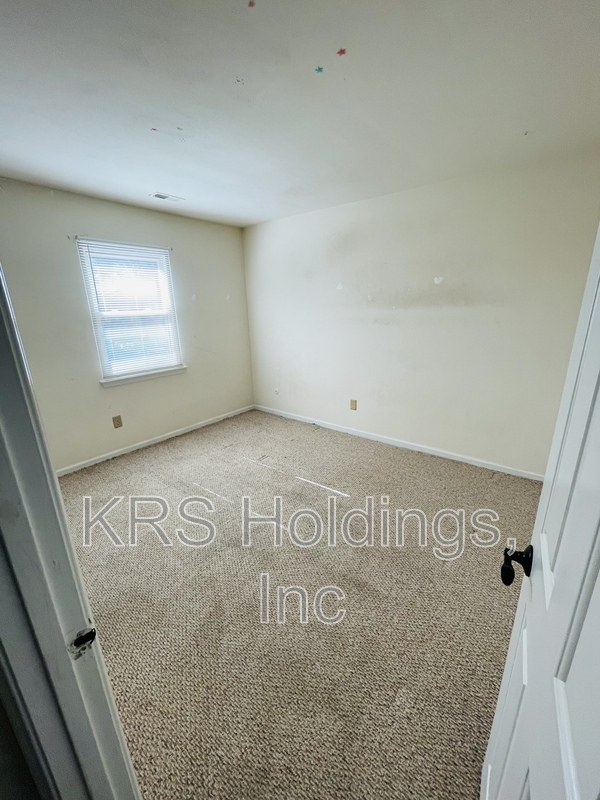 Building Photo - 3393 Kings Neck Dr