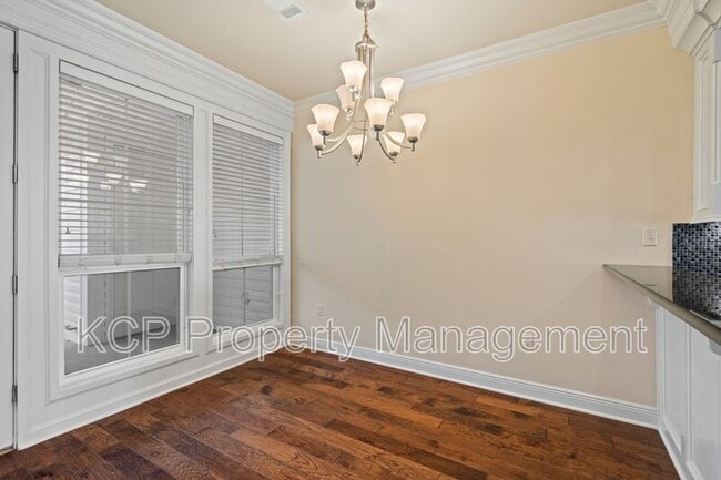 Building Photo - 17 Jeffrey Way