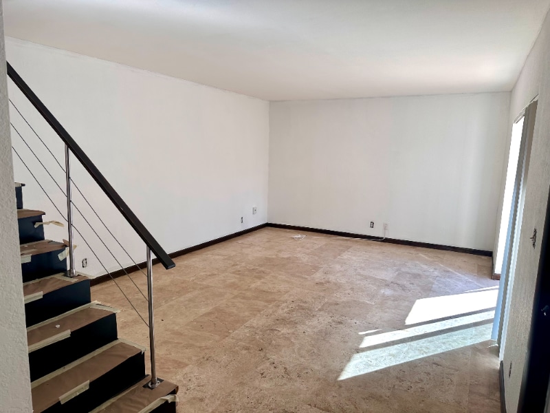 Building Photo - 2695 Albatross Rd N