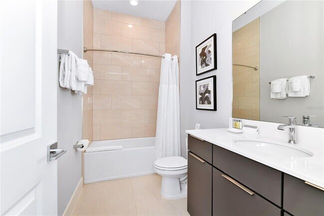 Building Photo - 7740 Sandy Ridge Dr