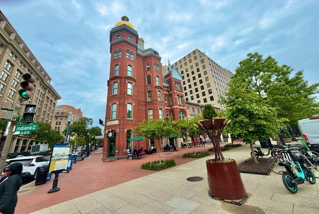 Building Photo - Penn Ave Prominent Neoclassical 1 Bed Condo, w/Balcony, Pool, Gym. - Furnished Option, Parking Op...