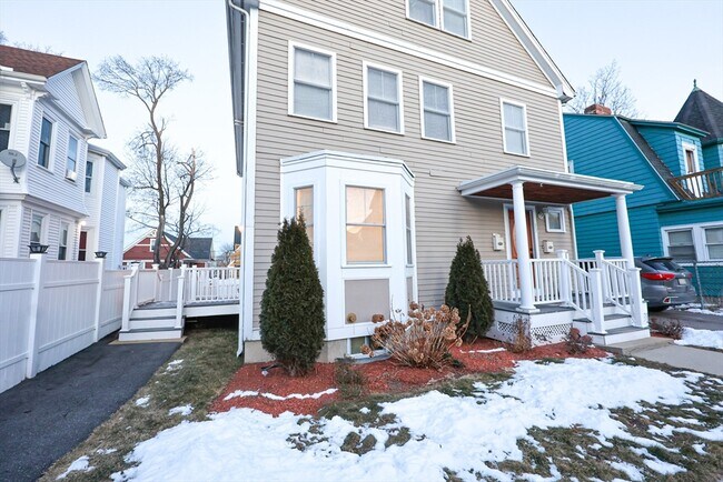 Building Photo - 35 Gleason St