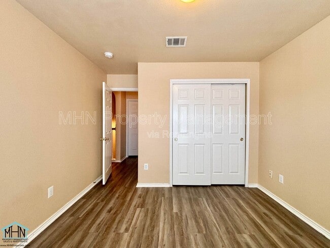 Building Photo - 6507 Dancing Ct