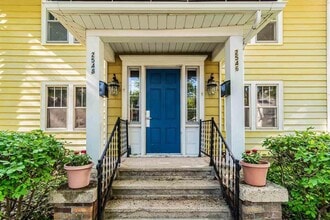 Building Photo - 2546-2548 Kendall Avenue