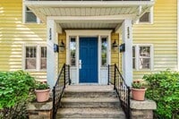 Building Photo - 2546-2548 Kendall Avenue