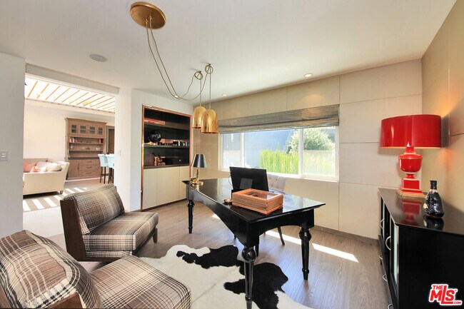 Building Photo - 3054 Elvido Dr