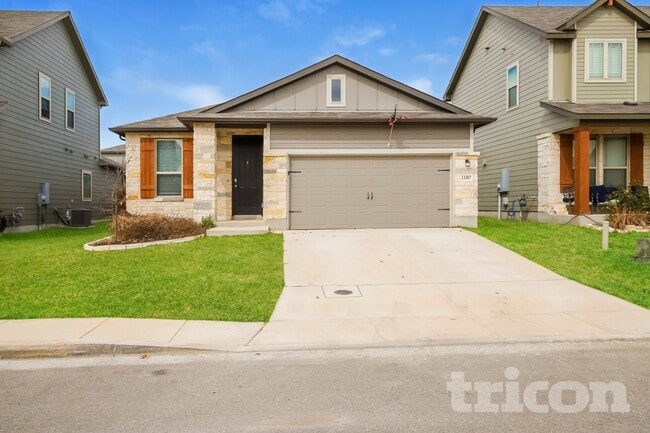 Building Photo - 13307 Badlands Bnd