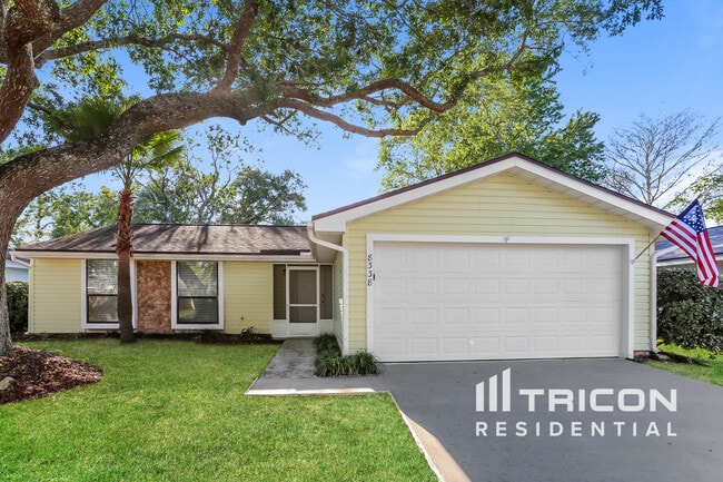 Building Photo - 8338 Knotts Landing Dr E