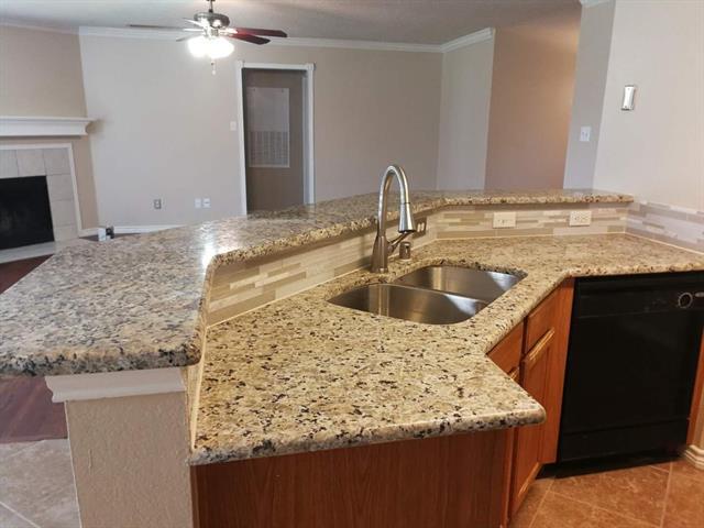 Building Photo - 9905 George Washington Dr