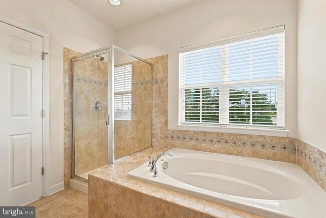Building Photo - 42615 Beckett Terrace