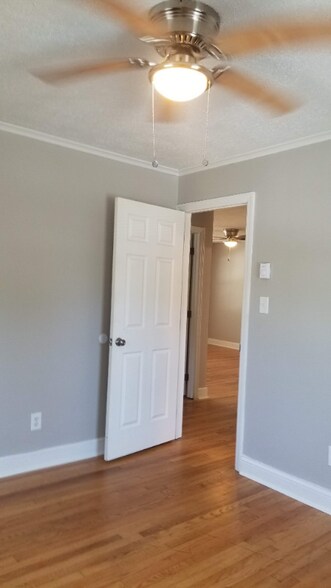 Building Photo - 301 Culbreth Ave