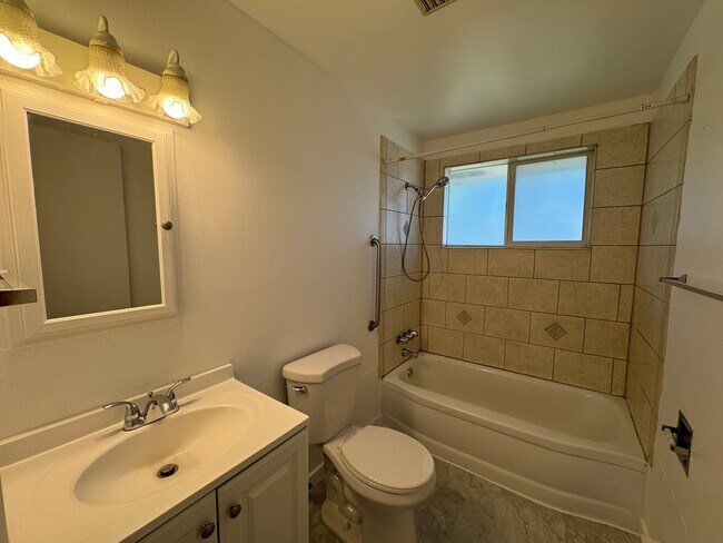 Building Photo - 47 E Garland Ave