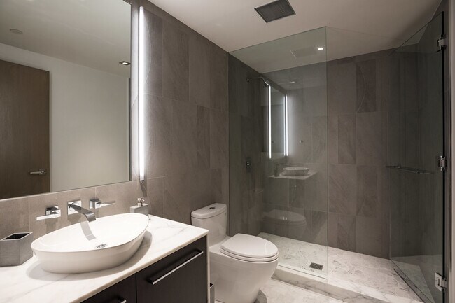 Building Photo - 126 Juan St