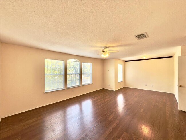 Building Photo - 17125 Dashwood Creek Dr