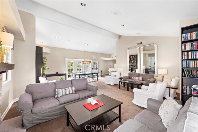 Building Photo - 68 Corniche Dr