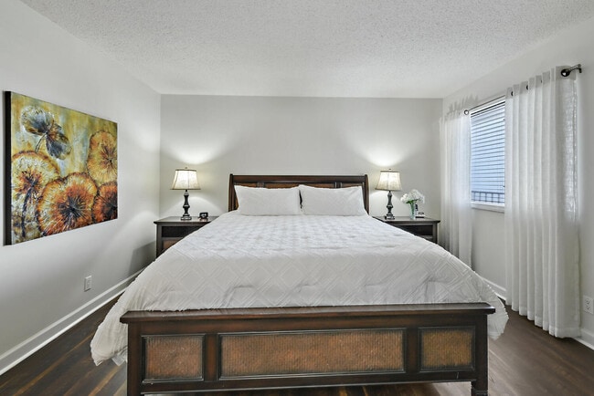 Building Photo - 1605 S US Hwy 1