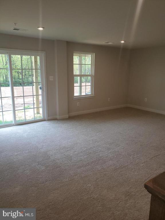 Building Photo - 1730 Atlas Dr