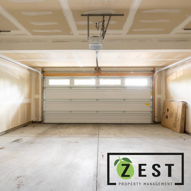 Building Photo - Amazing 3Bedroom 2 Baths OPEN HOUSE- 11/29 12PM-12:30PM