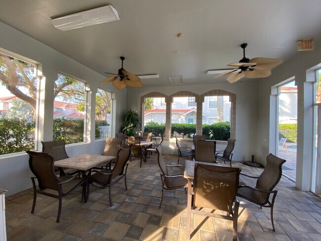 Building Photo - 2200 Arielle Dr