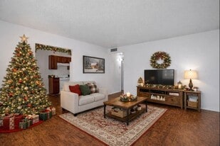 HOLIDAY MOVE IN SPECIALS! - Canterbury Palms Apartments
