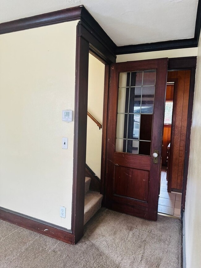 Building Photo - DREAM LOCATION !! LOOKS LIKE PRIVET ROAD !!!