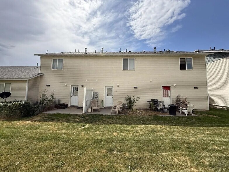 Building Photo - 1100 W Quinn Rd