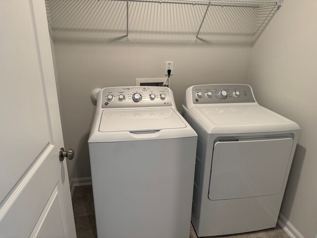 Building Photo - Brand new 3-bedroom / 2.5-Bath in the high...