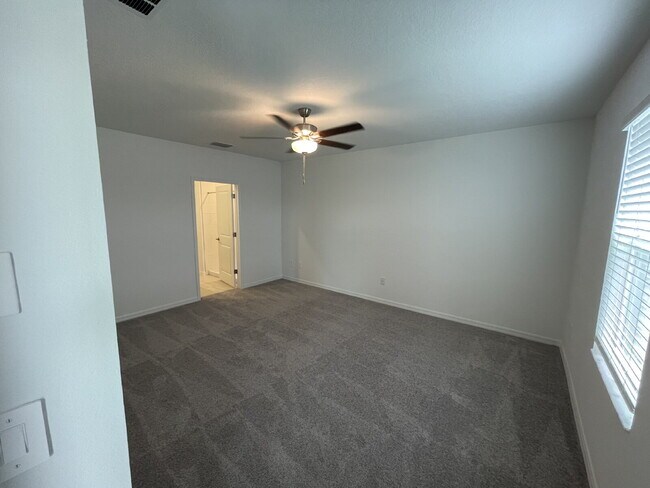 Building Photo - 11592 Radiant Shr Lp