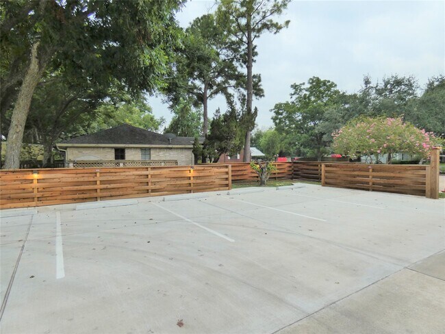 Building Photo - 4832 FM 2218 Rd
