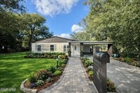 Building Photo - 1305 Flower Dr