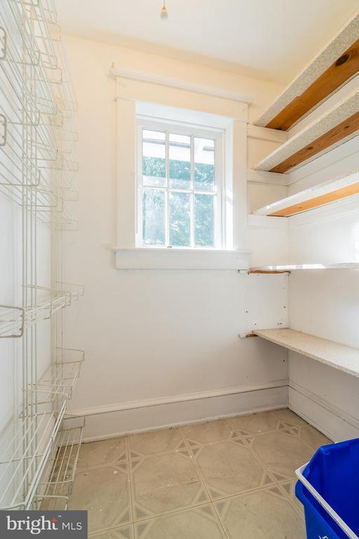 Building Photo - 928 19th St S