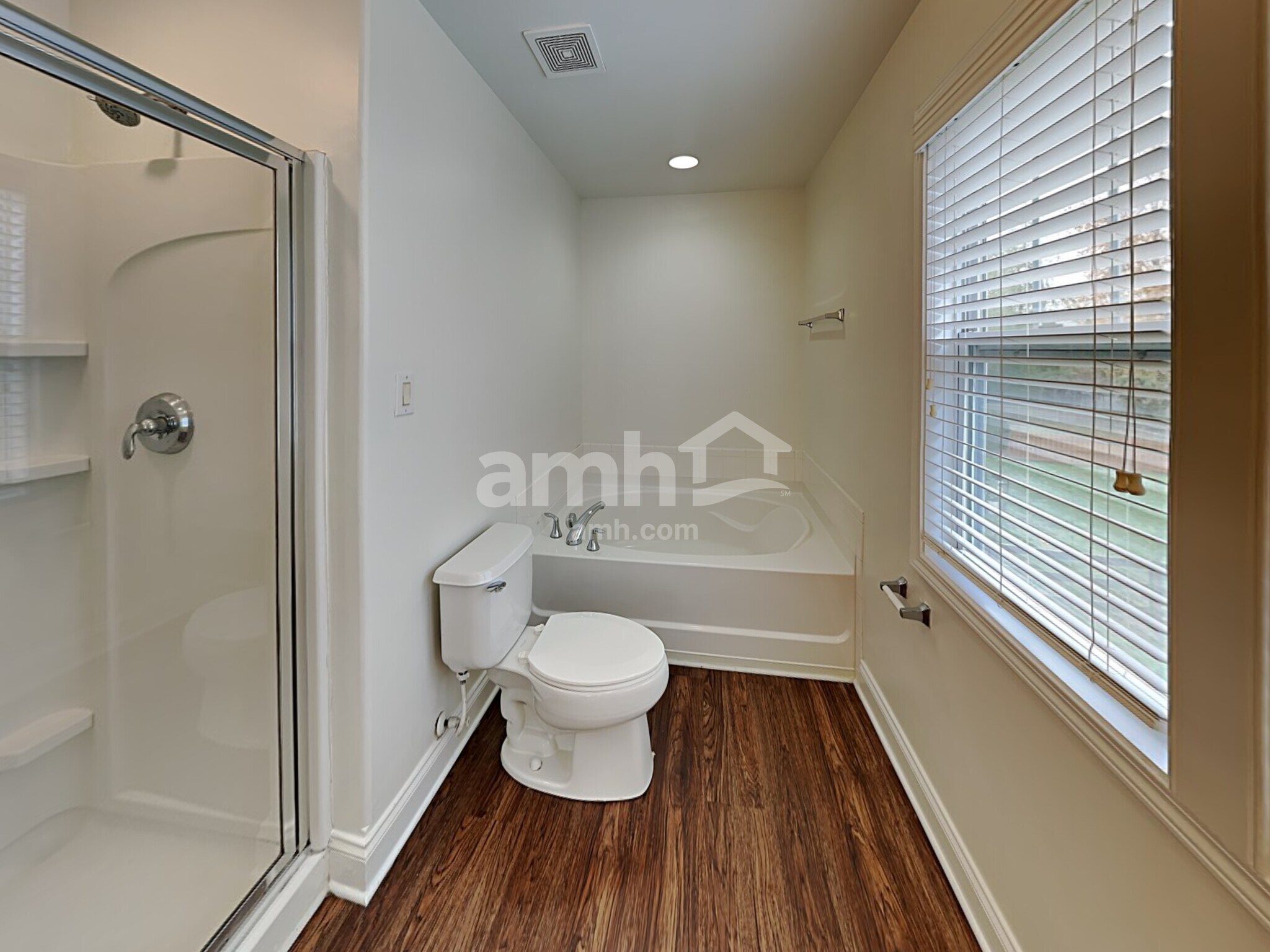 Building Photo - 10502 Carver Falls Rd