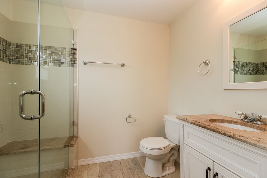 Building Photo - 9143 Hawkins Ct