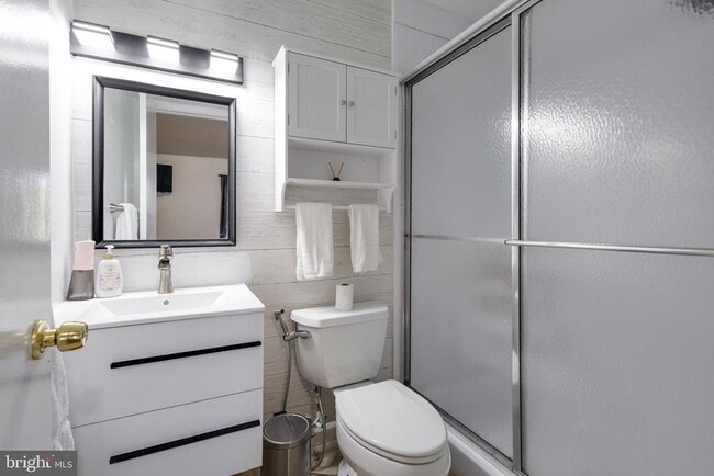 Building Photo - 9308 Canterbury Riding