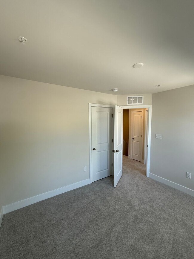 Building Photo - Modern Townhome with Golf Course Views & 2-Car Garage- Cambridge, MD